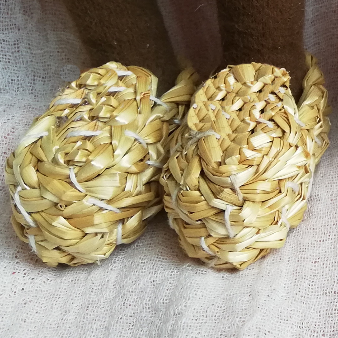 Bastschuhe